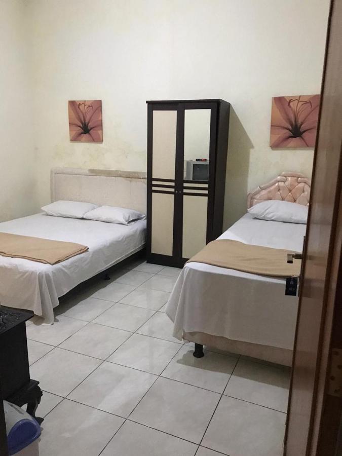 Villa & Guest House Batu Indah Exteriér fotografie